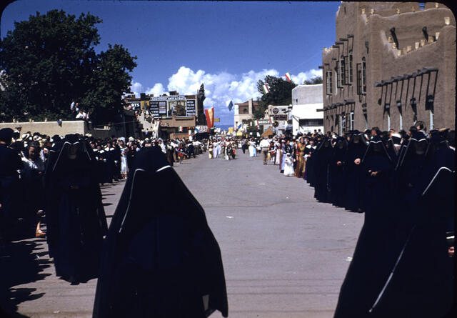 Pontifical Procession3