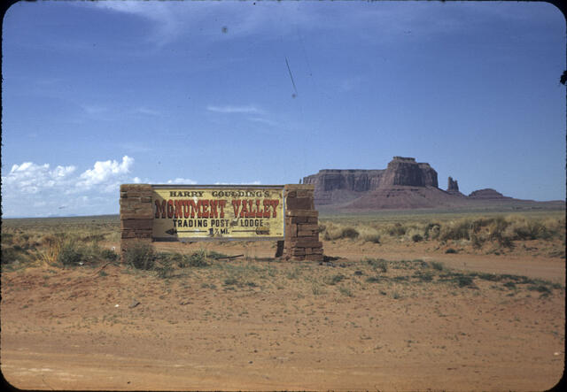 Monument Valley 08