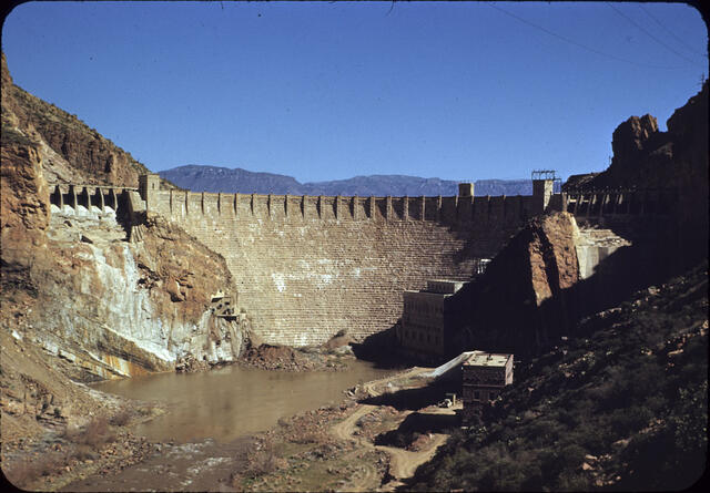 Roosevelt Dam 02